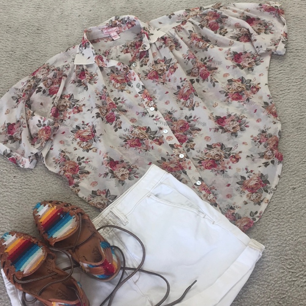 PINK & RED ROSE FLORAL SHEER BUTTON FRONT BLOUSE/NEW